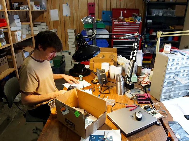 Work benches & shop lighting